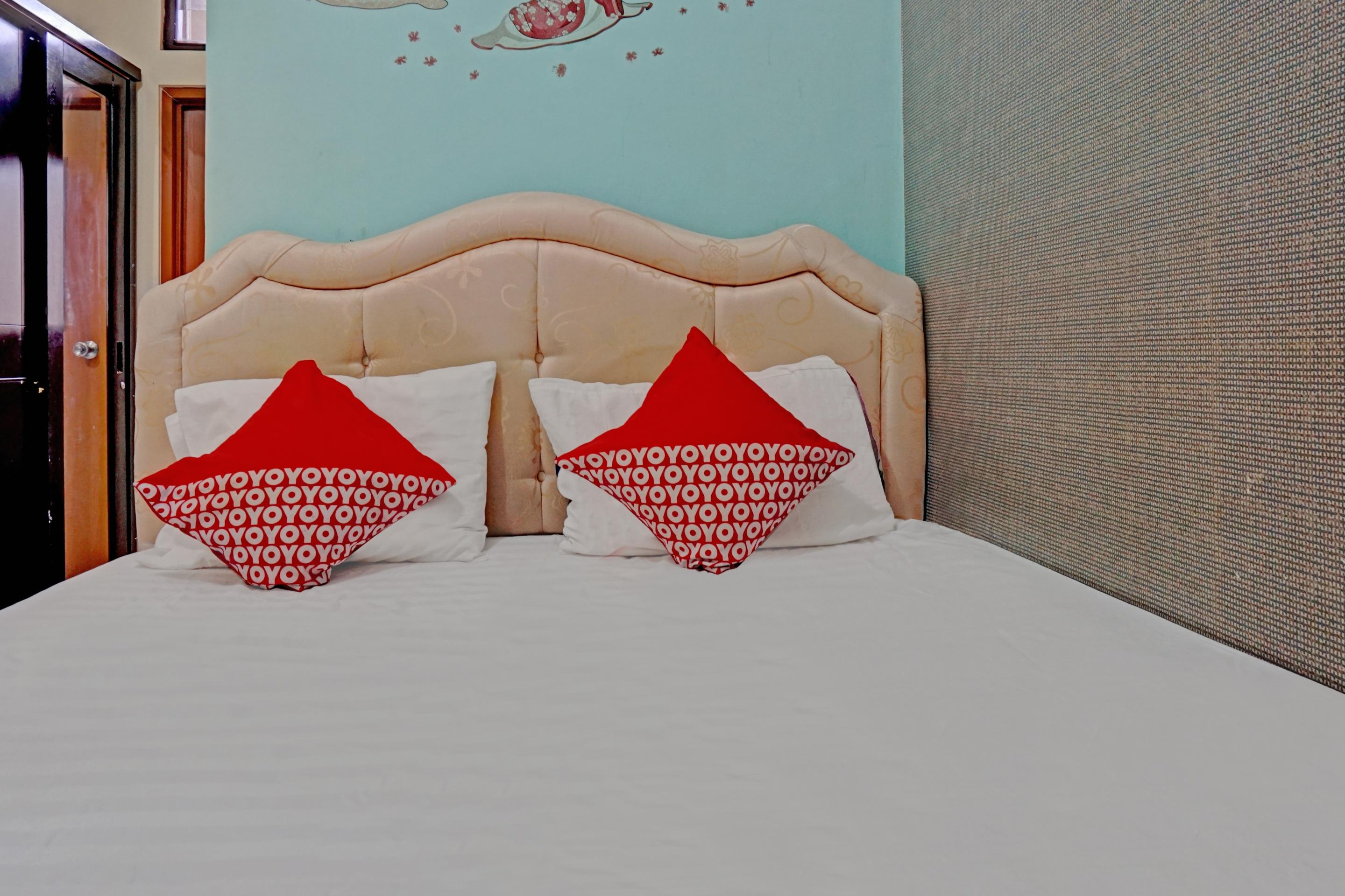Oyo 90489 Kejora Homestay Джакарта Экстерьер фото