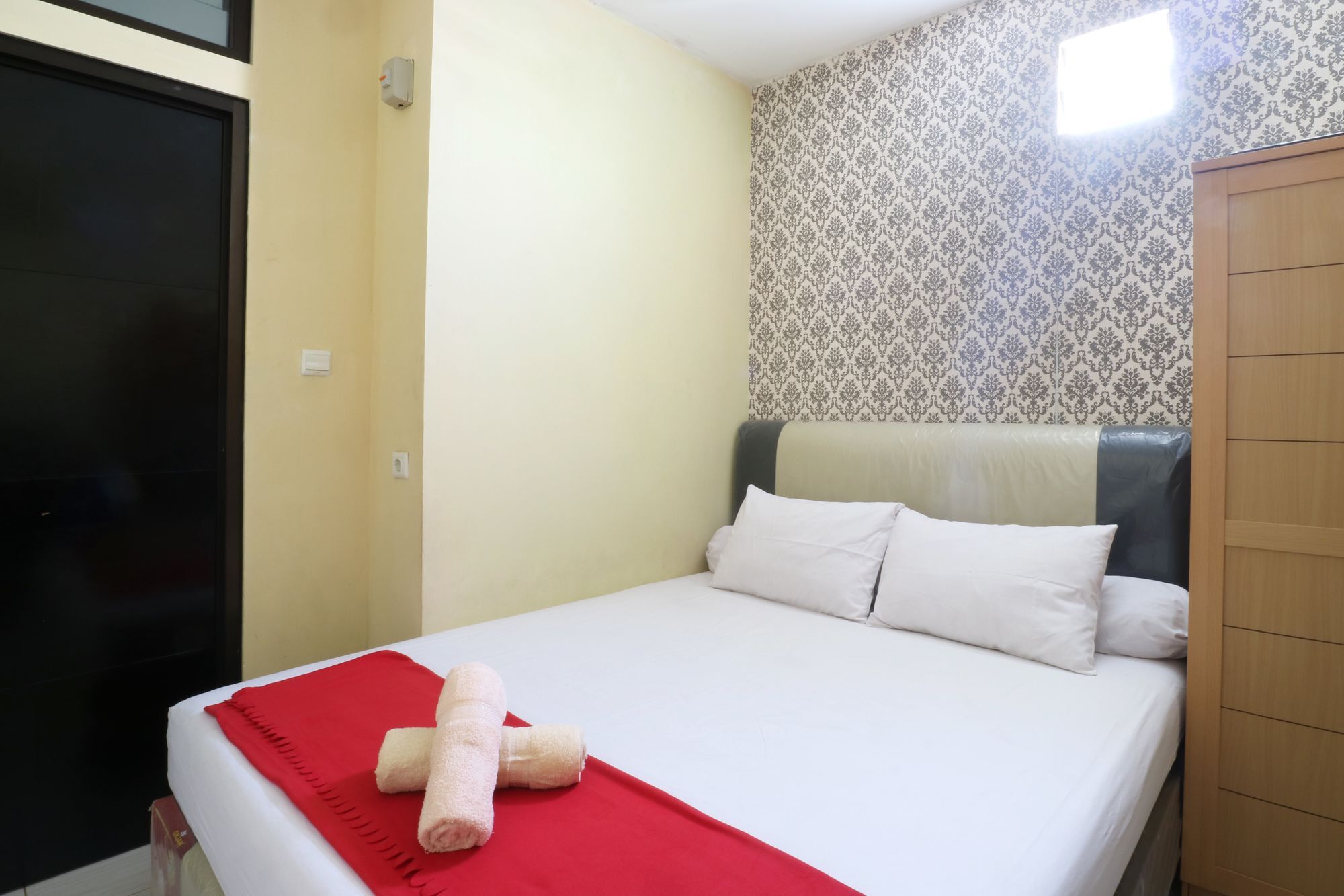 Oyo 90489 Kejora Homestay Джакарта Экстерьер фото